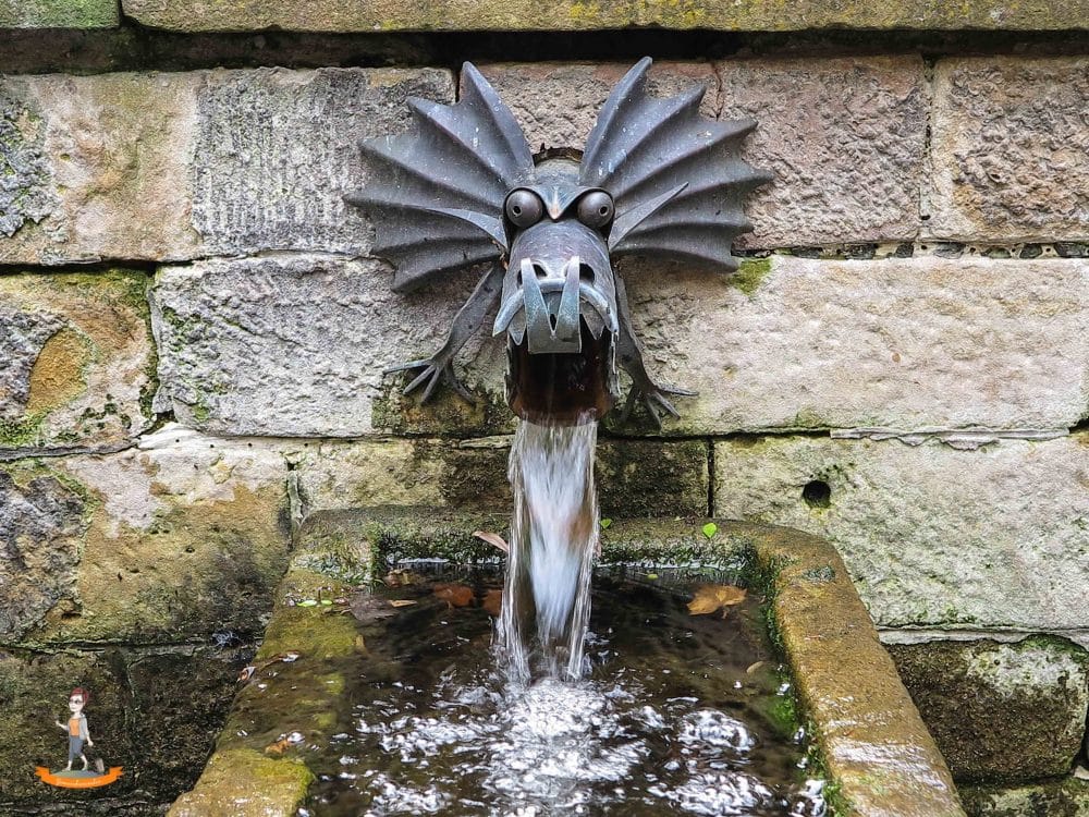 Deidesheim Brunnen Drachen