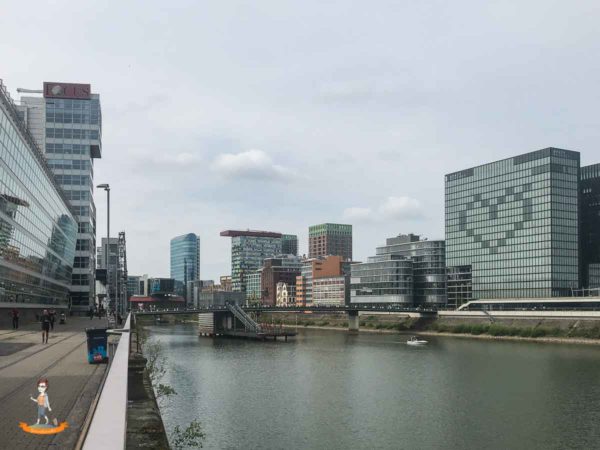 Duesseldorf Corona 1 Duesseldorf Corona Medienhafen